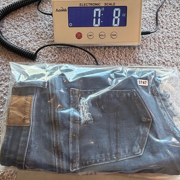 American Eagle Denim Shorts Hi-Rise Shortie 00 Distressed Dark Wash Frayed Hem - Picture 8 of 8